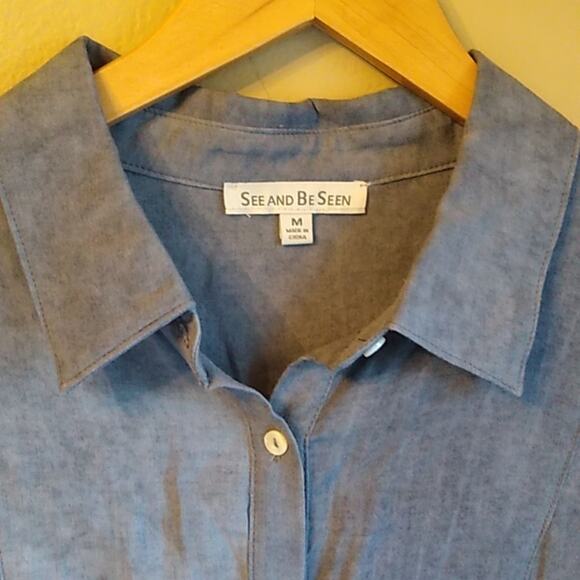 See and Be Seen Button Front Peplum Blouse Size M - Picture 4 of 9